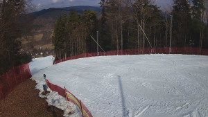 Skiareál Karolinka - Prostřední část sjezdovky a snowpark - 4.3.2026 v 11:40 Skiareál Karolinka - Prostřední část sjezdovky a snowpark - 4.3.2026 v 11:40