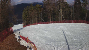 Skiareál Karolinka - Prostřední část sjezdovky a snowpark - 4.3.2026 v 12:10 Skiareál Karolinka - Prostřední část sjezdovky a snowpark - 4.3.2026 v 12:10