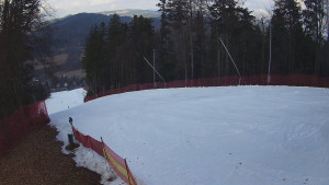 Skiareál Karolinka - Prostřední část sjezdovky a snowpark - 4.3.2026 v 13:10 Skiareál Karolinka - Prostřední část sjezdovky a snowpark - 4.3.2026 v 13:10