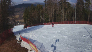 Skiareál Karolinka - Prostřední část sjezdovky a snowpark - 4.3.2026 v 13:35 Skiareál Karolinka - Prostřední část sjezdovky a snowpark - 4.3.2026 v 13:35