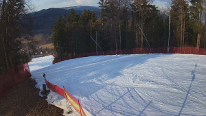 Skiareál Karolinka - Prostřední část sjezdovky a snowpark - 4.3.2026 v 15:40 Skiareál Karolinka - Prostřední část sjezdovky a snowpark - 4.3.2026 v 15:40