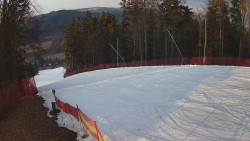 Prostřední část sjezdovky a snowpark