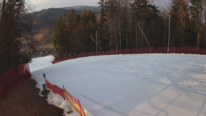 Skiareál Karolinka - Prostřední část sjezdovky a snowpark - 4.3.2026 v 16:55 Skiareál Karolinka - Prostřední část sjezdovky a snowpark - 4.3.2026 v 16:55
