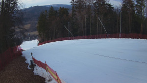 Skiareál Karolinka - Prostřední část sjezdovky a snowpark - 4.3.2026 v 17:20 Skiareál Karolinka - Prostřední část sjezdovky a snowpark - 4.3.2026 v 17:20