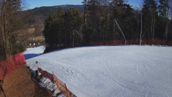 Prostřední část sjezdovky a snowpark