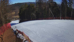 Prostřední část sjezdovky a snowpark