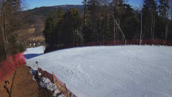 Prostřední část sjezdovky a snowpark