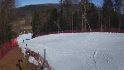 Prostřední část sjezdovky a snowpark