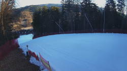Prostřední část sjezdovky a snowpark
