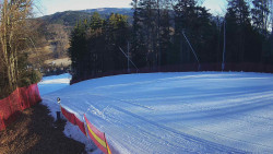Prostřední část sjezdovky a snowpark