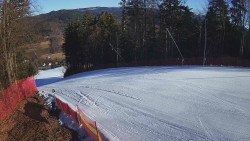 Prostřední část sjezdovky a snowpark