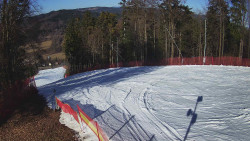 Prostřední část sjezdovky a snowpark