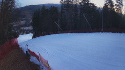 Prostřední část sjezdovky a snowpark
