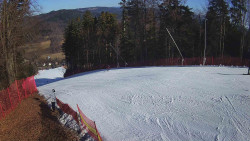 Prostřední část sjezdovky a snowpark
