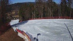 Prostřední část sjezdovky a snowpark