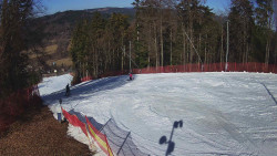 Prostřední část sjezdovky a snowpark