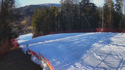 Prostřední část sjezdovky a snowpark