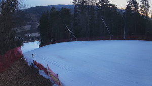 Skiareál Karolinka - Prostřední část sjezdovky a snowpark - 9.3.2026 v 05:50 Skiareál Karolinka - Prostřední část sjezdovky a snowpark - 9.3.2026 v 05:50