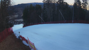 Skiareál Karolinka - Prostřední část sjezdovky a snowpark - 9.3.2026 v 06:20 Skiareál Karolinka - Prostřední část sjezdovky a snowpark - 9.3.2026 v 06:20