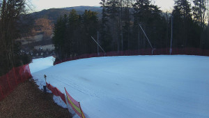 Skiareál Karolinka - Prostřední část sjezdovky a snowpark - 9.3.2026 v 06:45 Skiareál Karolinka - Prostřední část sjezdovky a snowpark - 9.3.2026 v 06:45