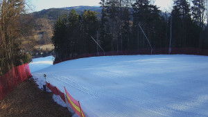 Skiareál Karolinka - Prostřední část sjezdovky a snowpark - 9.3.2026 v 07:35 Skiareál Karolinka - Prostřední část sjezdovky a snowpark - 9.3.2026 v 07:35