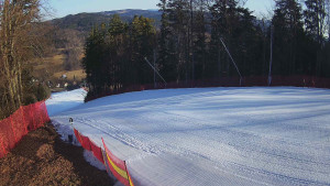 Skiareál Karolinka - Prostřední část sjezdovky a snowpark - 9.3.2026 v 08:05 Skiareál Karolinka - Prostřední část sjezdovky a snowpark - 9.3.2026 v 08:05