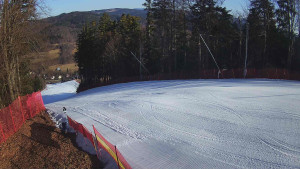 Skiareál Karolinka - Prostřední část sjezdovky a snowpark - 9.3.2026 v 08:40 Skiareál Karolinka - Prostřední část sjezdovky a snowpark - 9.3.2026 v 08:40