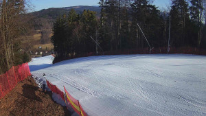 Skiareál Karolinka - Prostřední část sjezdovky a snowpark - 9.3.2026 v 08:45 Skiareál Karolinka - Prostřední část sjezdovky a snowpark - 9.3.2026 v 08:45