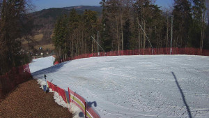 Skiareál Karolinka - Prostřední část sjezdovky a snowpark - 9.3.2026 v 12:35 Skiareál Karolinka - Prostřední část sjezdovky a snowpark - 9.3.2026 v 12:35