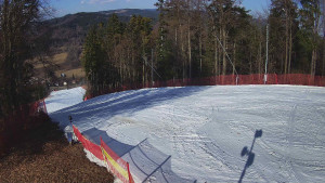 Skiareál Karolinka - Prostřední část sjezdovky a snowpark - 9.3.2026 v 14:32 Skiareál Karolinka - Prostřední část sjezdovky a snowpark - 9.3.2026 v 14:32
