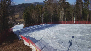 Skiareál Karolinka - Prostřední část sjezdovky a snowpark - 9.3.2026 v 14:35 Skiareál Karolinka - Prostřední část sjezdovky a snowpark - 9.3.2026 v 14:35