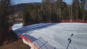 Skiareál Karolinka - Prostřední část sjezdovky a snowpark - 9.3.2026 v 14:45 Skiareál Karolinka - Prostřední část sjezdovky a snowpark - 9.3.2026 v 14:45