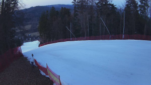 Skiareál Karolinka - Prostřední část sjezdovky a snowpark - 9.3.2026 v 17:50 Skiareál Karolinka - Prostřední část sjezdovky a snowpark - 9.3.2026 v 17:50