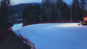Skiareál Karolinka - Prostřední část sjezdovky a snowpark - 9.3.2026 v 18:02 Skiareál Karolinka - Prostřední část sjezdovky a snowpark - 9.3.2026 v 18:02