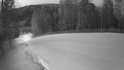 Prostřední část sjezdovky a snowpark