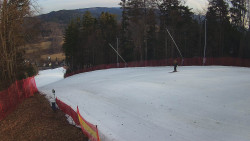 Prostřední část sjezdovky a snowpark