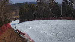 Prostřední část sjezdovky a snowpark