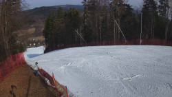 Prostřední část sjezdovky a snowpark