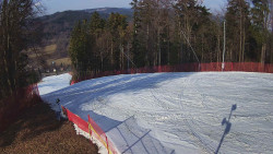Prostřední část sjezdovky a snowpark