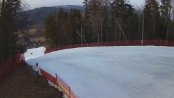 Prostřední část sjezdovky a snowpark