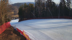 Prostřední část sjezdovky a snowpark