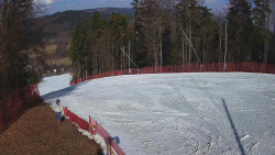 Prostřední část sjezdovky a snowpark