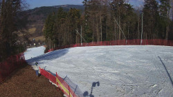 Prostřední část sjezdovky a snowpark