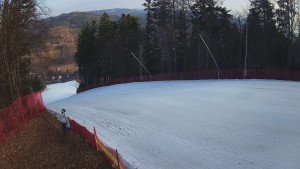 Skiareál Karolinka - Prostřední část sjezdovky a snowpark - 12.3.2026 v 07:35 Skiareál Karolinka - Prostřední část sjezdovky a snowpark - 12.3.2026 v 07:35