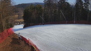 Skiareál Karolinka - Prostřední část sjezdovky a snowpark - 12.3.2026 v 08:45 Skiareál Karolinka - Prostřední část sjezdovky a snowpark - 12.3.2026 v 08:45
