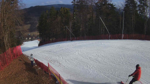Skiareál Karolinka - Prostřední část sjezdovky a snowpark - 12.3.2026 v 09:15 Skiareál Karolinka - Prostřední část sjezdovky a snowpark - 12.3.2026 v 09:15