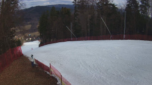 Skiareál Karolinka - Prostřední část sjezdovky a snowpark - 12.3.2026 v 10:02 Skiareál Karolinka - Prostřední část sjezdovky a snowpark - 12.3.2026 v 10:02