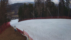 Skiareál Karolinka - Prostřední část sjezdovky a snowpark - 12.3.2026 v 11:02 Skiareál Karolinka - Prostřední část sjezdovky a snowpark - 12.3.2026 v 11:02