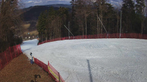 Skiareál Karolinka - Prostřední část sjezdovky a snowpark - 12.3.2026 v 11:32 Skiareál Karolinka - Prostřední část sjezdovky a snowpark - 12.3.2026 v 11:32