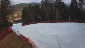 Skiareál Karolinka - Prostřední část sjezdovky a snowpark - 12.3.2026 v 11:45 Skiareál Karolinka - Prostřední část sjezdovky a snowpark - 12.3.2026 v 11:45